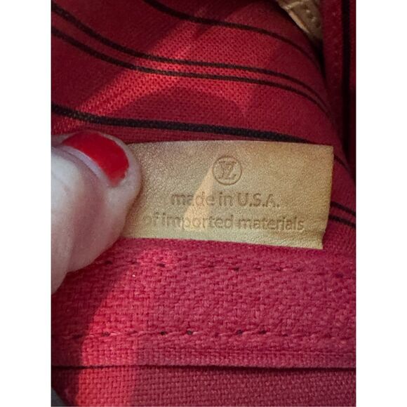 Louis Vuitton Brown and Tan Shoulder Bag - Picture 7 of 8